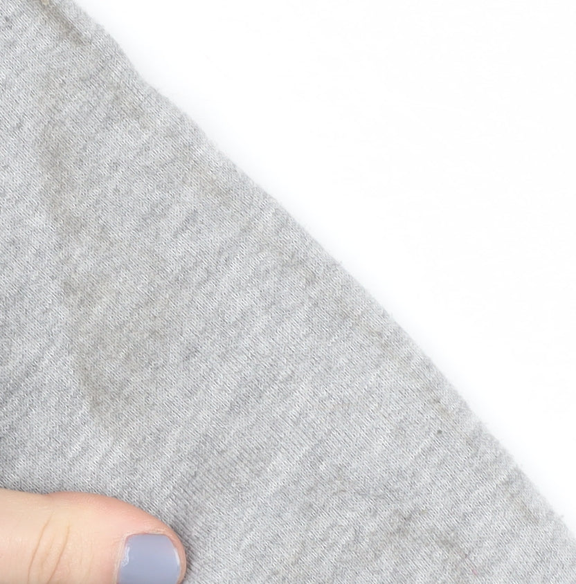 Close-up detail of Very unisex adults grey harvard sweatshirt, m, pullover