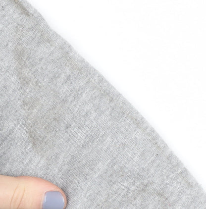 Close-up detail of Very unisex adults grey harvard sweatshirt, m, pullover