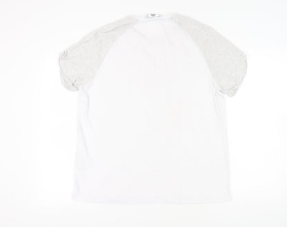 Unisex Adults UK Size 16 TOG24 White Basic T-Shirt