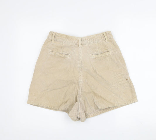 Zara Women's Beige Chino Shorts Size 7
