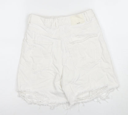 Alcott Women's White Bermuda Denim Shorts - Size 8