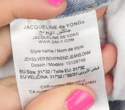 Jacqueline de Yong Women's Blue Boyfriend Denim Shorts Size 31