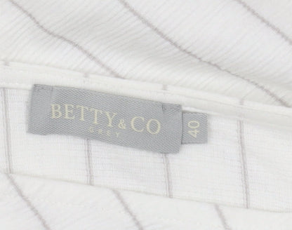 Womens UK Size 12 Betty & Co White Cropped T-Shirt