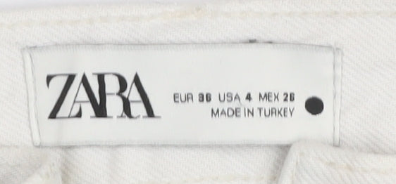 Zara Women’s White Straight Jeans Size 8