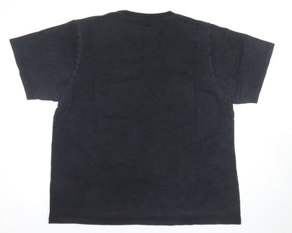 UT Men's Black Graphic Print T-Shirt XS