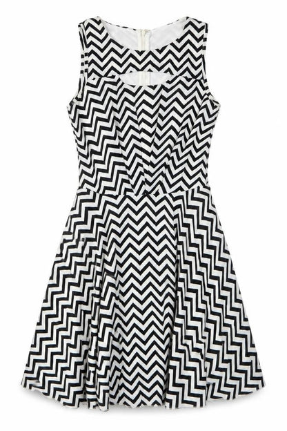 Quiz Women's White Chevron A-Line Dress Size 8
