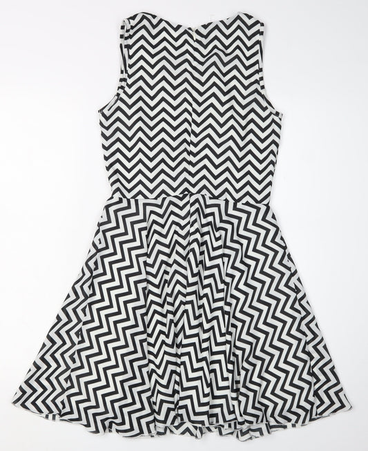 Quiz Women's White Chevron A-Line Dress Size 8