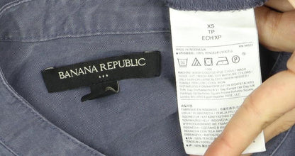 Banana Republic Women's XS Blue Button-Up Shirt