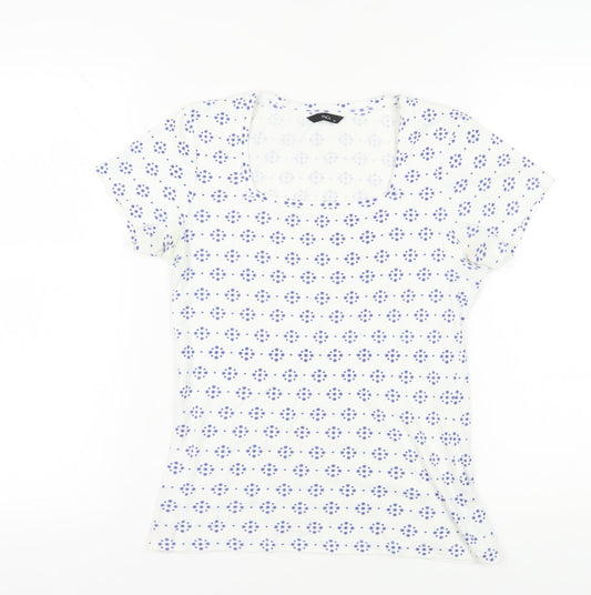M&Co Women's White Geometric T-Shirt Size 12