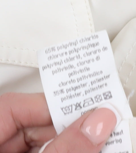 C&A Ivory Retro Sports Waterproof Jacket, Unisex, Size 18