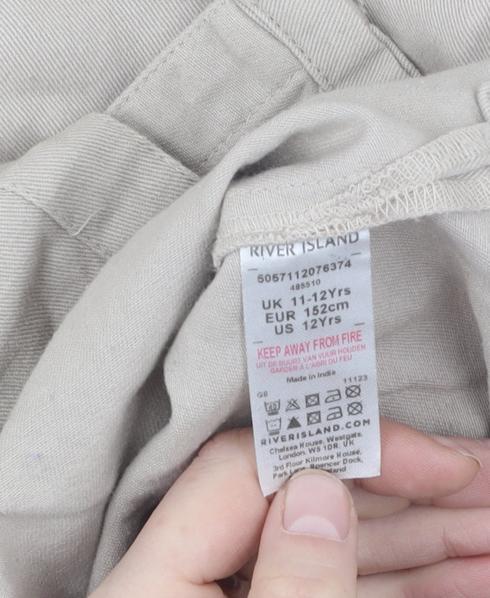 Teens UK Size 14 Plus River Island Beige Basic Button-Up