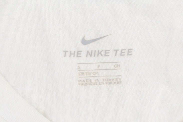Nike Boys' White Graphic Print T-Shirt, Size S, Casual Style