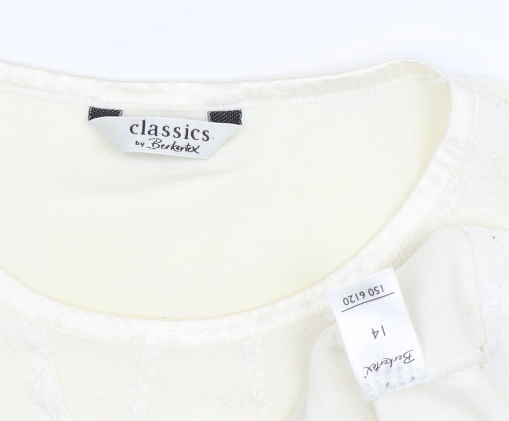 Classics by Berketex Women's Ivory T-Shirt Size 14