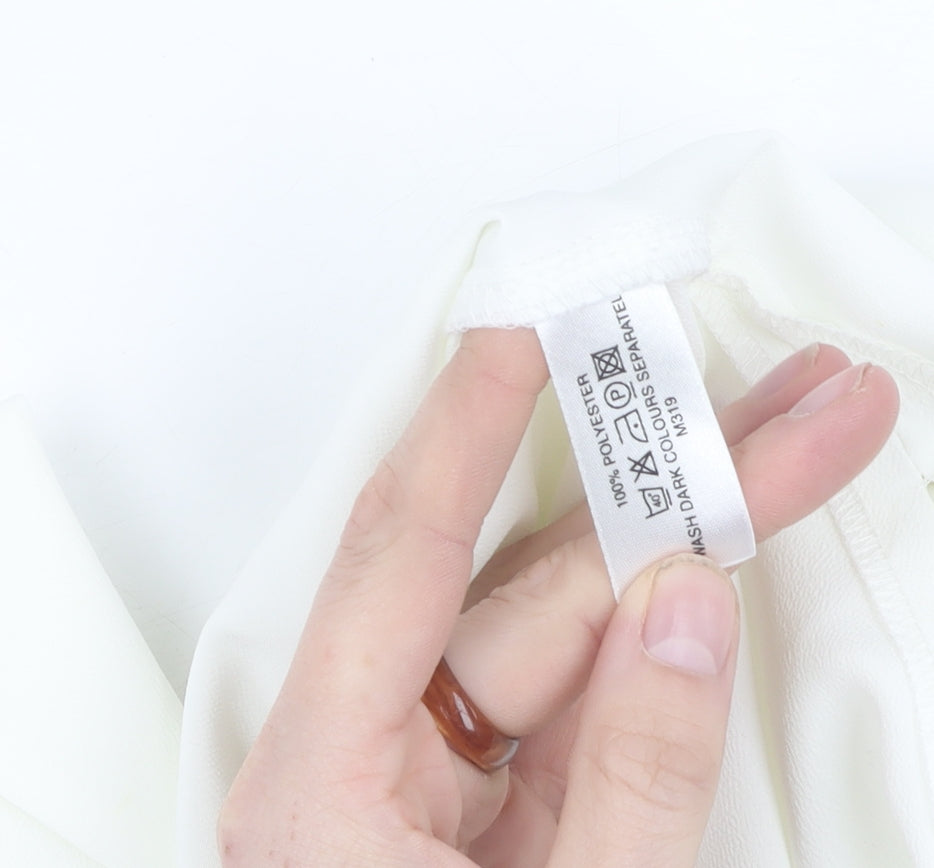 EWM Women’s Ivory Embroidered Button-Up Shirt