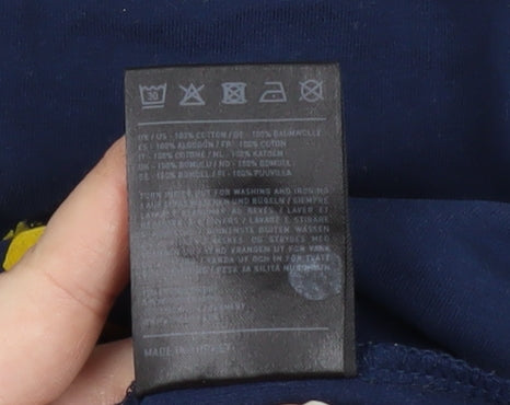 Superman Men's Blue M Graphic T-Shirt