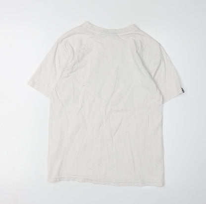 McKenzie Boys White Graphic Print T-Shirt M