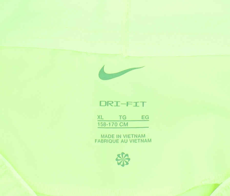 Nike Boys Green Athletic Shorts XL - Gym & Running
