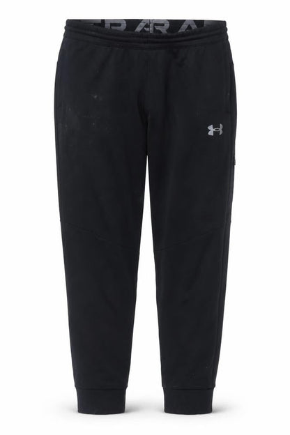 Front view of Under Armour boys’ black xl jogger trousers