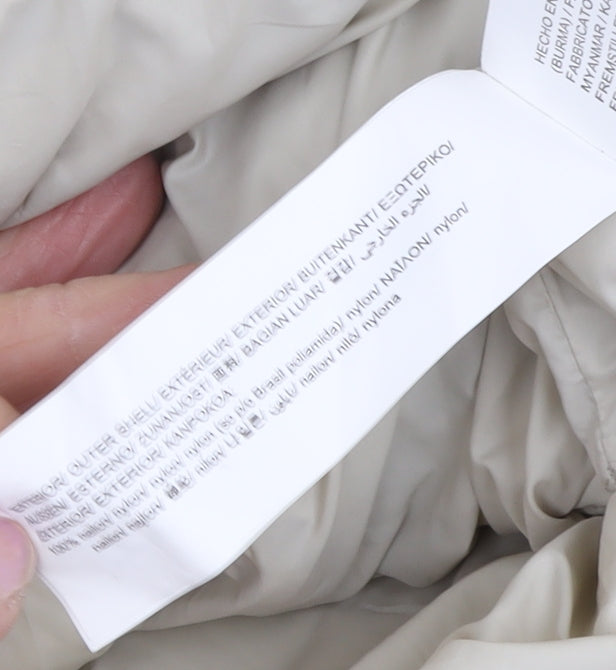 Pull&Bear Women's Ivory Puffer Waistcoat M Casual Zip