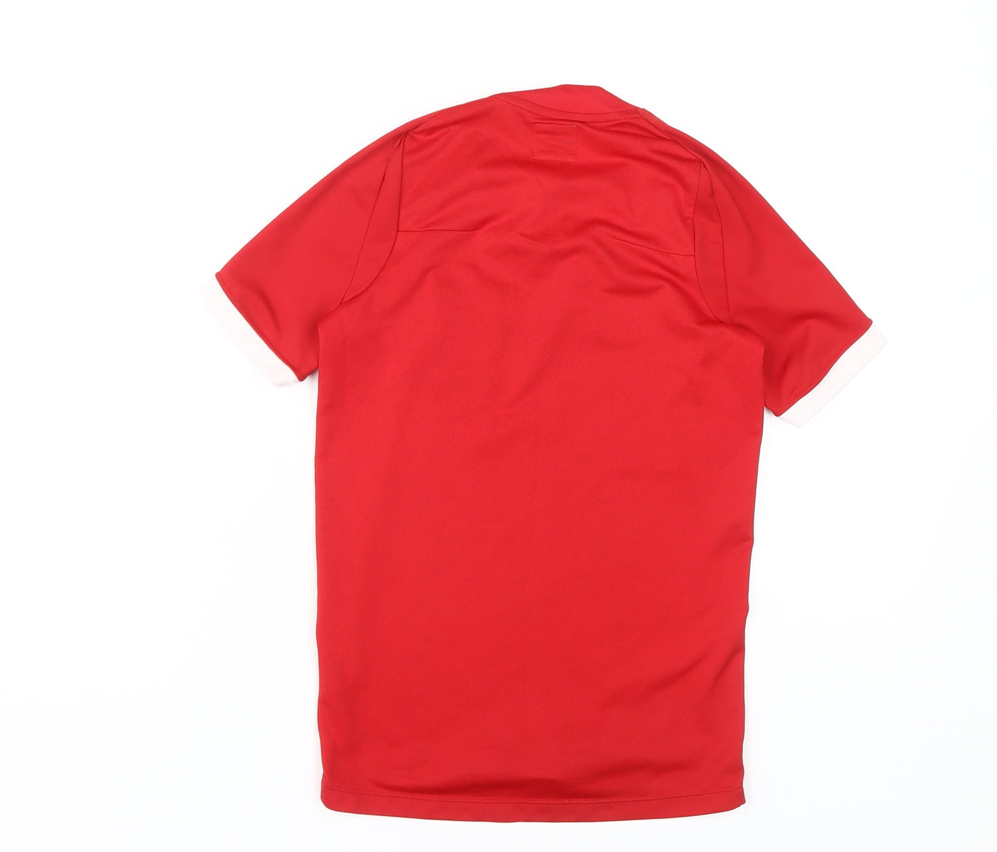 Umbro Boys Red Football T-Shirt Size 146, Sports