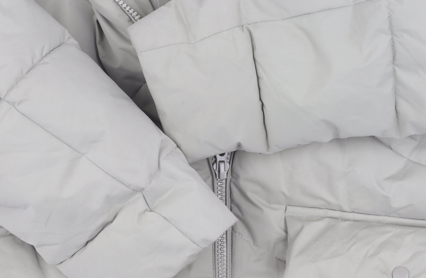 ASOS DESIGN Women’s Green Puffer Jacket Size 38