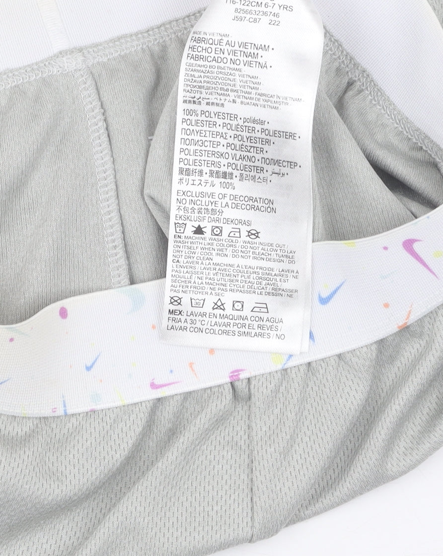 Nike Girls Athletic Grey Shorts - Size 6-7 Years