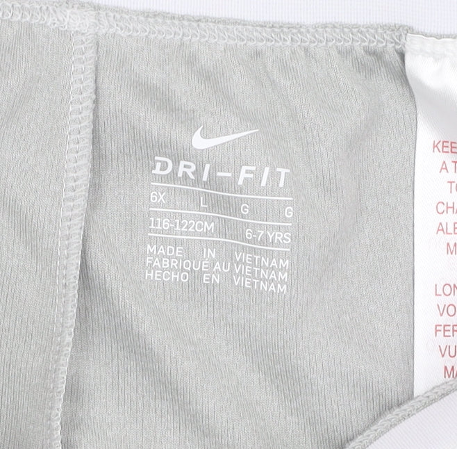 Nike Girls Athletic Grey Shorts - Size 6-7 Years