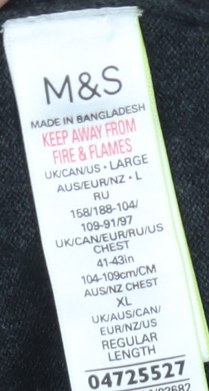 Marks & Spencer Men's Black V-Neck Pullover Jumper L