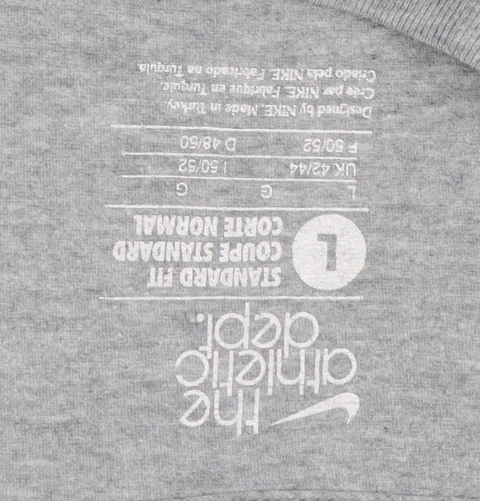 Nike Men's Grey Crew Neck Logo T-Shirt L