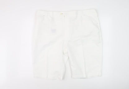 Stromberg Men's White Stylish Moisture Wicking Shorts