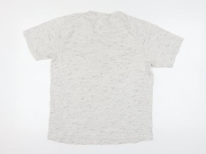 Lindbergh Men's White Crew Neck T-Shirt, M, Short Sleeve