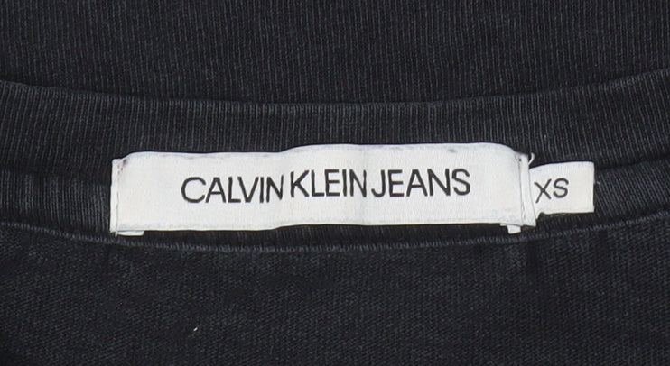 Calvin Klein Women's Black Cropped T-Shirt XS