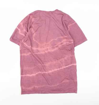 Unisex Adults UK Size Small Umbro Purple  T-Shirt