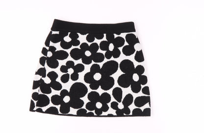 H&M Women's Black & White Floral Mini Skirt, XS