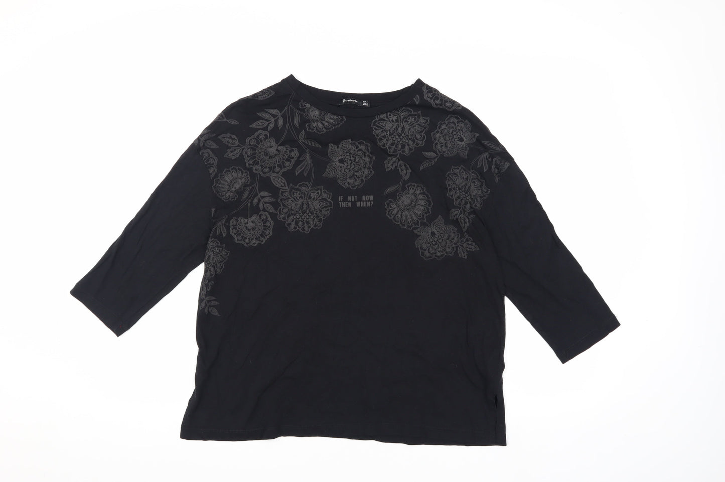 Stradivarius Women’s Black Floral T-Shirt - Size S