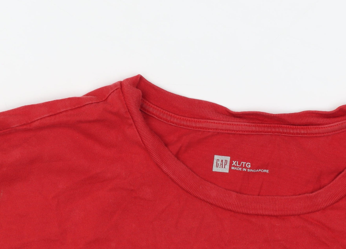 Mens UK Size XLT Gap Red  T-Shirt