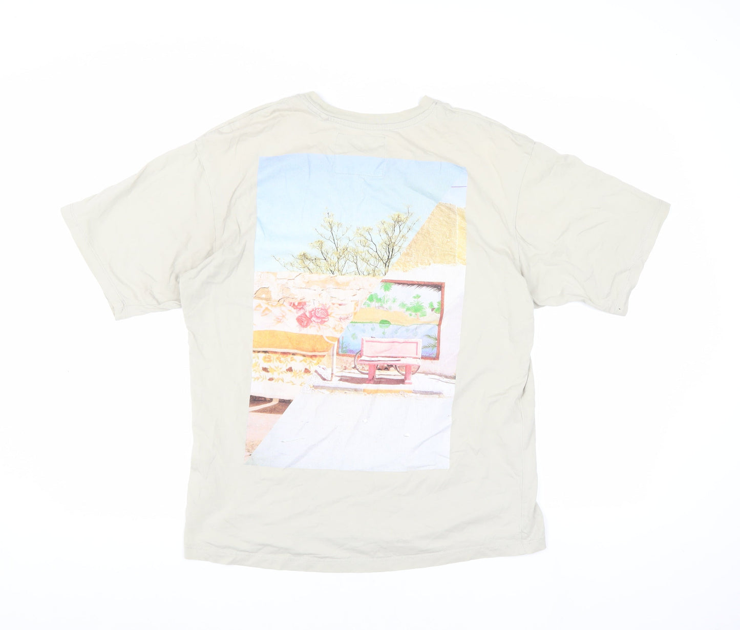 Pull & Bear Men Beige Graphic Print T-Shirt - S