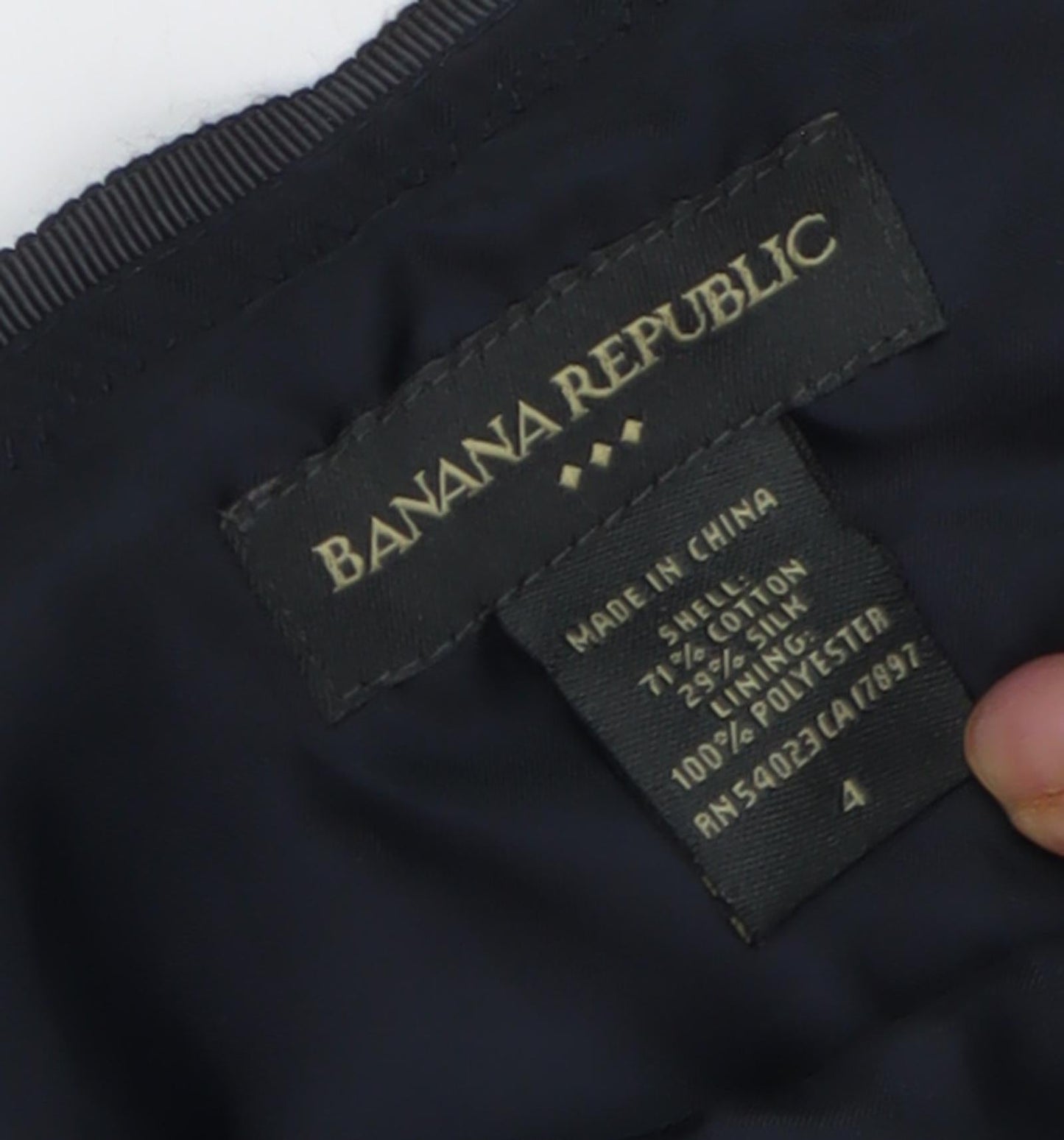 Banana Republic Women's Black A-Line Skirt Size 4