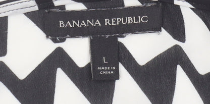 Banana Republic Women's Black Geometric Tank Top L