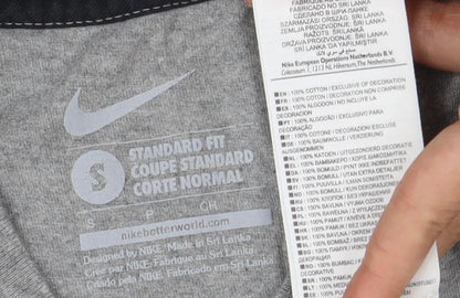 Nike Men's Grey S T-Shirt Short Sleeve Graphic