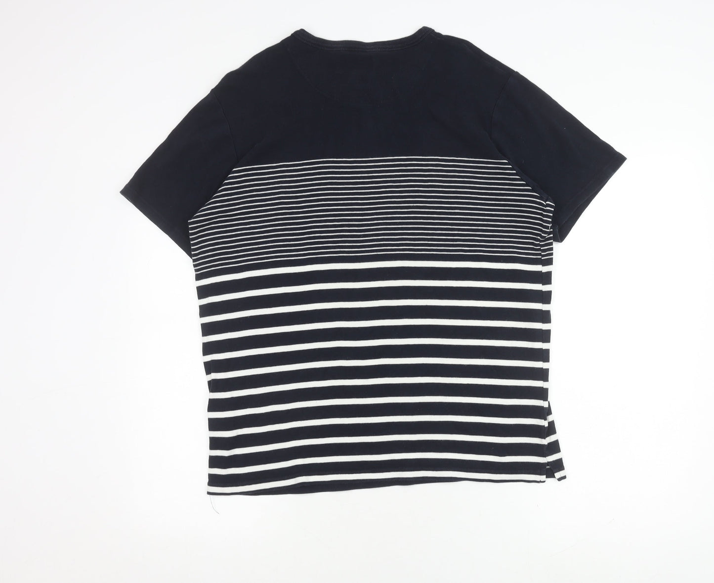 Shore Leave Unisex Black Striped Cotton T-Shirt M