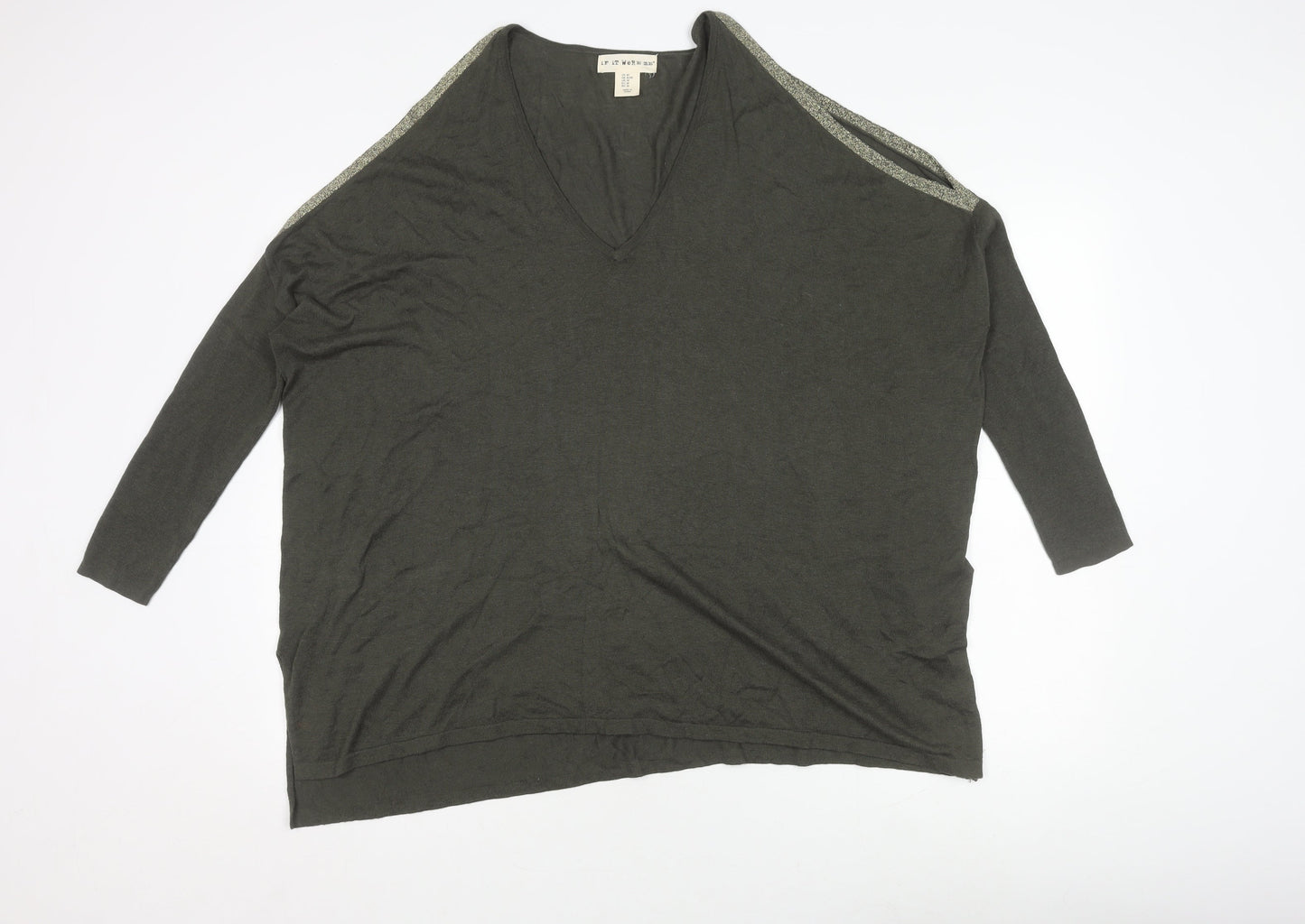 if it were me Women's Green M Basic V-Neck Jersey Top