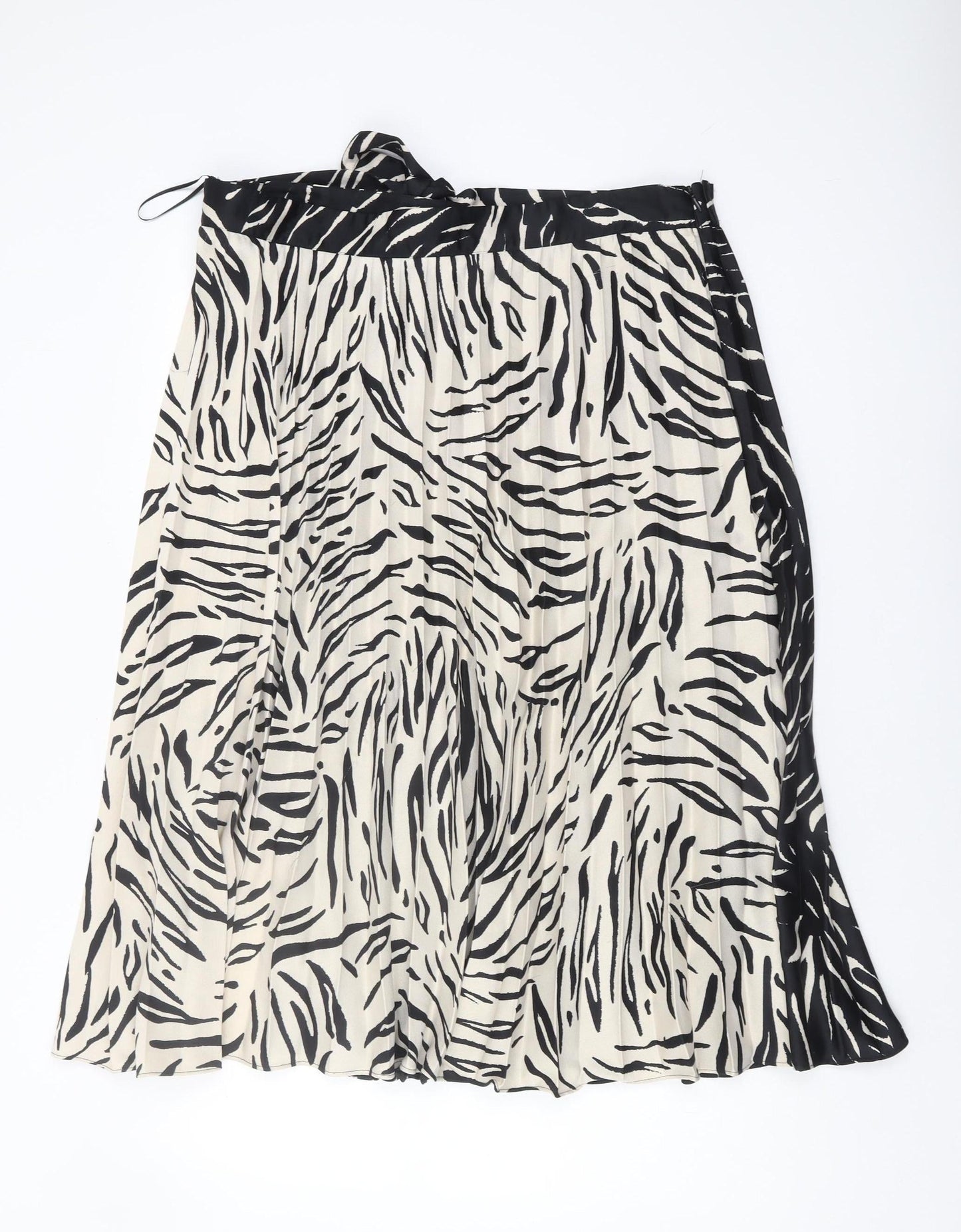 Marks and Spencer Women's Size 18 Black Pleated Skirt