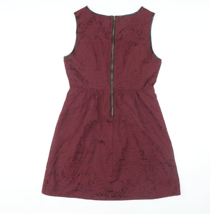 Vila Women's Red Lace Floral Sleeveless Dress - Medium
