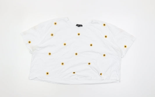 New Look Women's White Floral Cropped T-Shirt Size 22