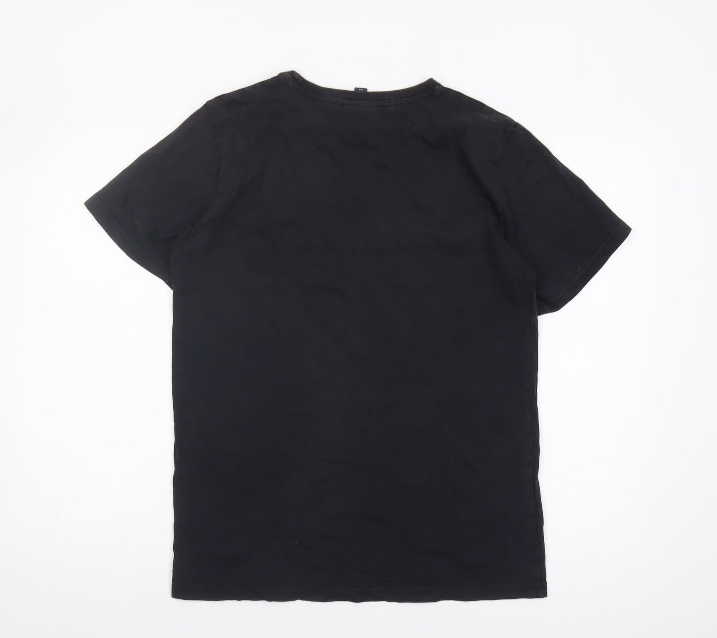 Mens UK Size S ellesse Black  T-Shirt