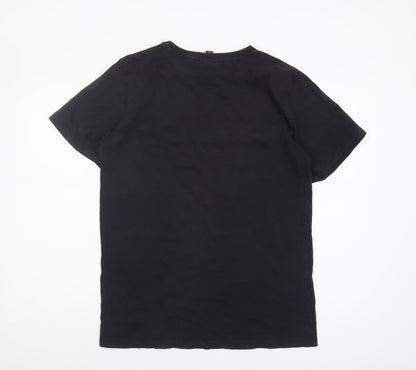 Mens UK Size S ellesse Black  T-Shirt