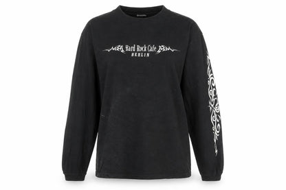 Front view of Hard Rock Cafe unisex black m t-shirt long sleeve