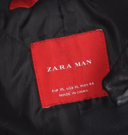 Zara Men's Black Coat XL Button Closure