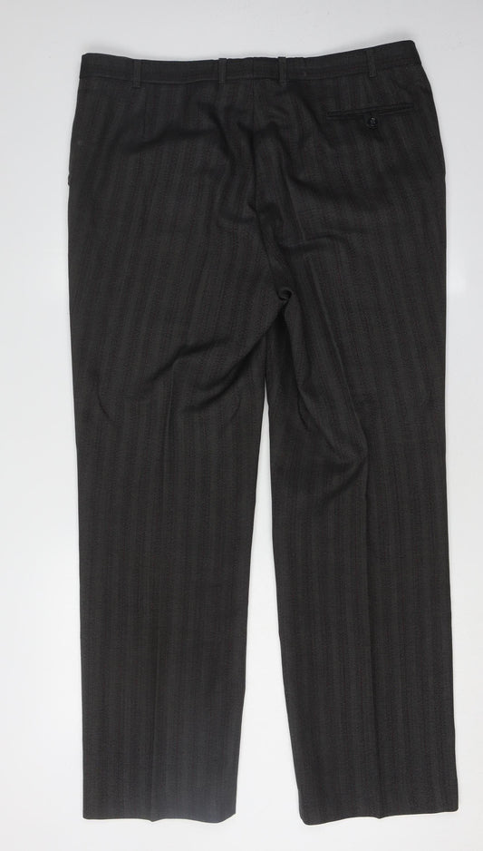 Hugo Boss Men's Black Regular Fit Trousers - Size 39